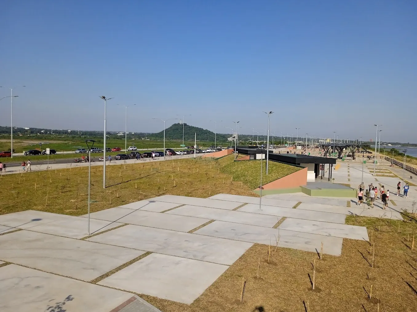 Costanera Sur linear park looking toward Cerro Lambaré, Asunción