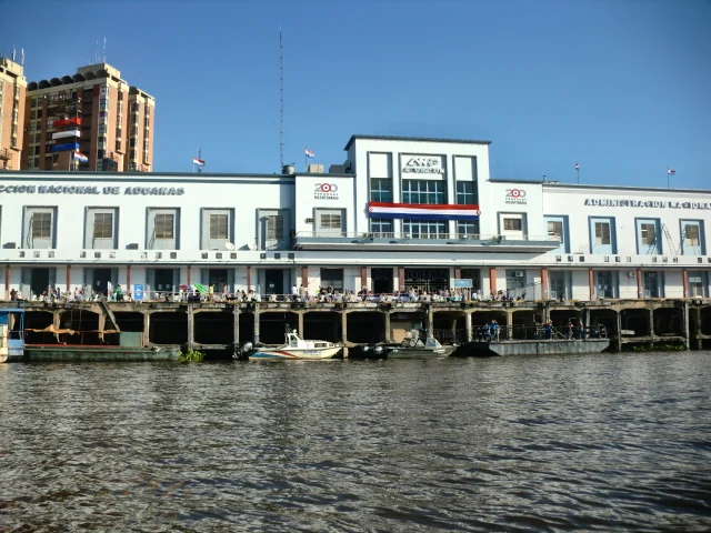 A close view of the historic port building’s central block and riverfront arcade in May 2011.