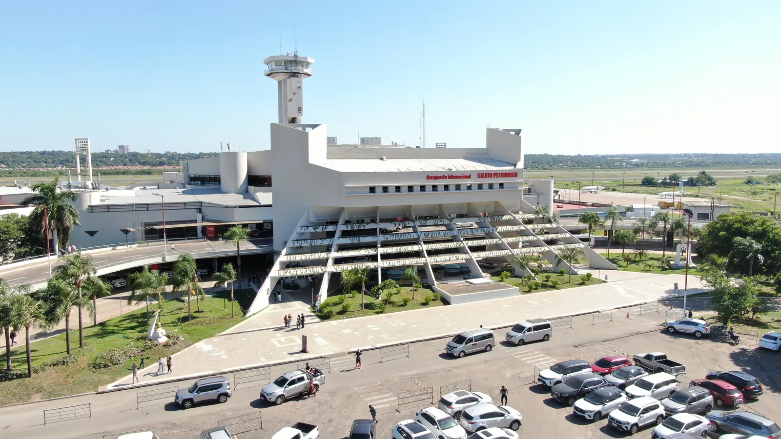 La terminal del Aeropuerto Internacional Silvio Pettirossi, en Luque